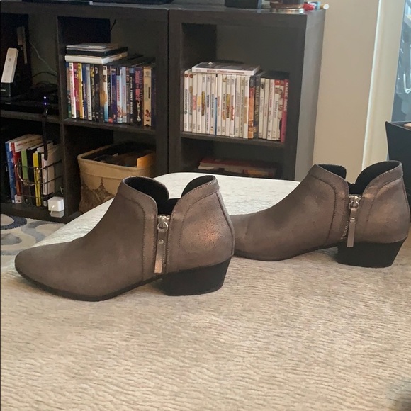 Pewter sparkly booties! - Picture 2 of 5